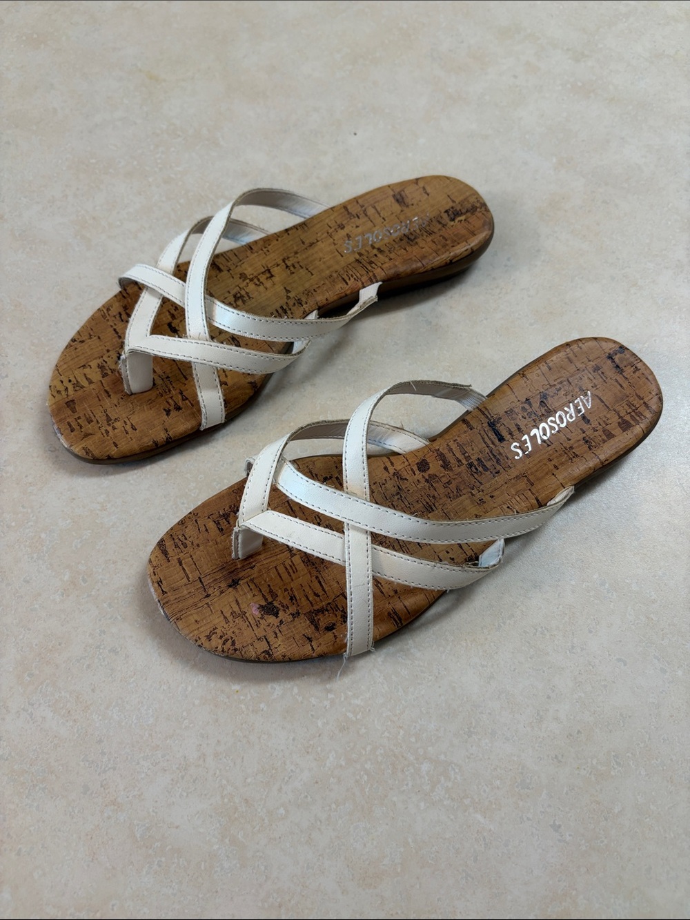 AEROSOLES White Strappy Cork-Style Flip Sandals